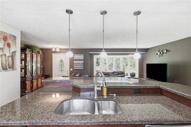 Rare opportunity to own this spacious 4 bedroom 3.5 bath ranch - photo 9