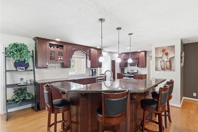 Rare opportunity to own this spacious 4 bedroom 3.5 bath ranch - photo 10