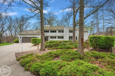 Once-in-a-lifetime location! Custom built contemporary home - photo 2