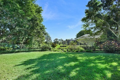Charming 3BR, 2BA, 2CG +cart home is perfectly situated on a - photo 22