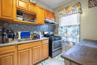 Welcome to 515 Hinsdale Street is a well-positioned multi-family - photo 7