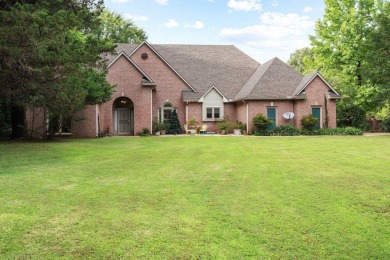 Lake Home For Sale in Unincorporated, Tennessee