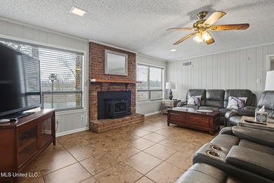 Rare opportunity to own 21+ acres in the heart of Hernando! This - photo 12