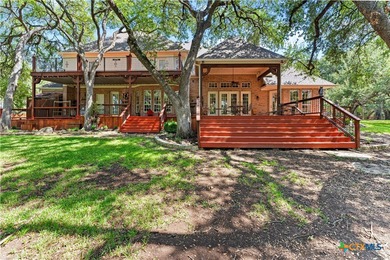 Have you ever dreamed of owning a DISTINCTIVE home with privacy - photo 8