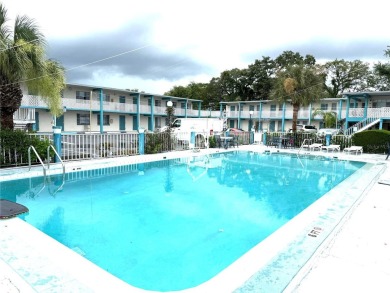 FOR SALE: Renovated 32-Room Motel on Prime Florida Beachfront - photo 1
