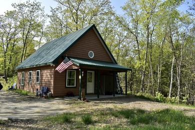 Built in 2016, this charming one-owner Cape offers the perfect - photo 33
