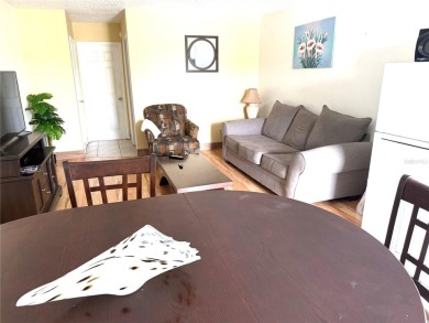 FOR SALE: Renovated 32-Room Motel on Prime Florida Beachfront - photo 4