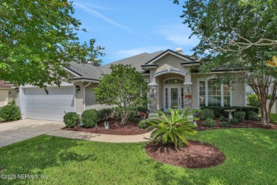 Lake Home ActiveUnderContr in St Augustine, Florida