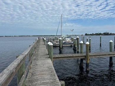 Manatee River Home For Sale in Bradenton Florida