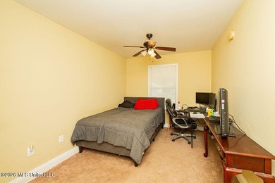 Nice 3b/2b home with a big, fenced backyard. Great floor plan - photo 17