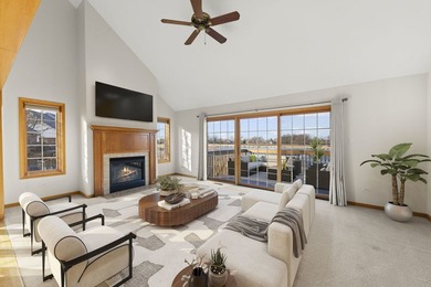 Welcome to this BEAUTIFUL END-UNIT townhome perfectly positioned - photo 10