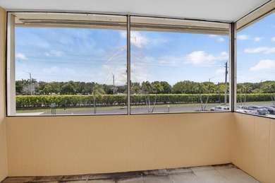 Updated 1-Bed, 1.5-Bath Condo in Kings Point. Second-floor condo - photo 27