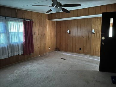 WELCOME TO YOUR COZY HOME in the heart of Bull Shoals, AR - photo 5