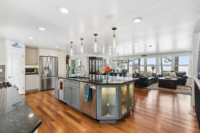 This is a rare opportunity to experience luxury lakefront living - photo 45