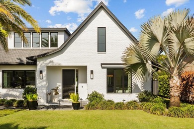 Beautifully built in 2022 by Lonnie Richardson, this custom - photo 4