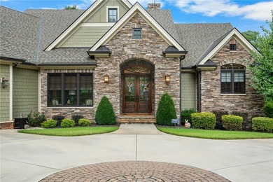 Luxury Custom Waterfront Home on Lake Hartwell! Experience - photo 3