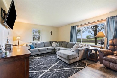 Welcome home! Step into this beautiful five-bedroom, two-bath - photo 2