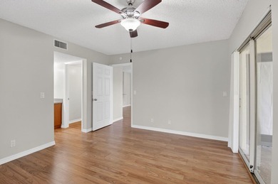 Welcome to this thoughtfully designed two-bedroom, two-bathroom - photo 18