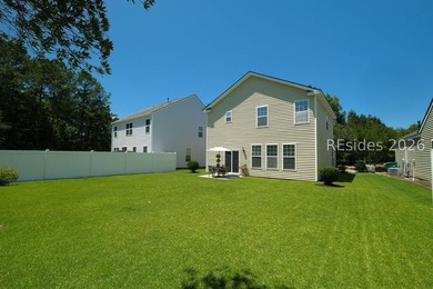Welcome to this beautifully updated 3-bedroom, 2.5 bath home in - photo 26