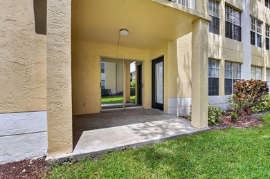 Welcome to this thoughtfully designed two-bedroom, two-bathroom - photo 26