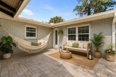 Pull into the drive at 258 SE Hillside Parkway and the first - photo 10