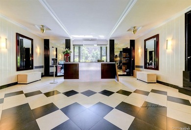 Discover the most neighborly, pet friendly, prewar coop in - photo 3