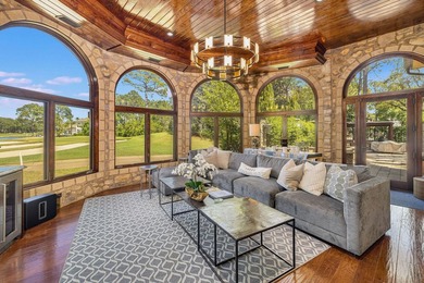 Experience the refined elegance and luxurious amenities of this - photo 4