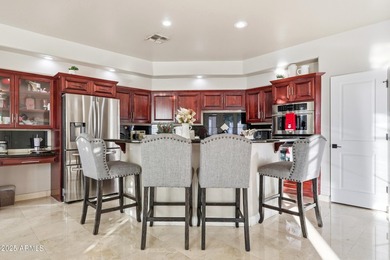 Nestled within the prestigious Estates at Litchfield Park, this - photo 22