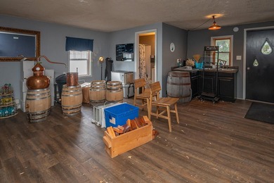 Turnkey micro-distillery with tasting room and outdoor patio - photo 23
