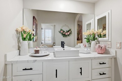 Nestled within the prestigious Estates at Litchfield Park, this - photo 31