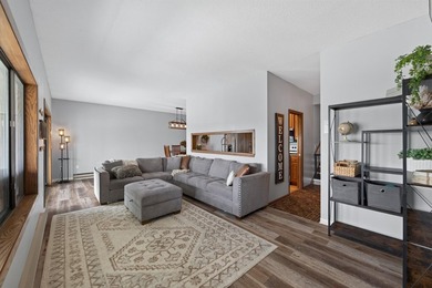 Waterfront living doesn't get much better than this beautifully - photo 7