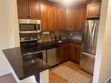 2#floor Co-op Located in the Great River Owners Development - photo 4