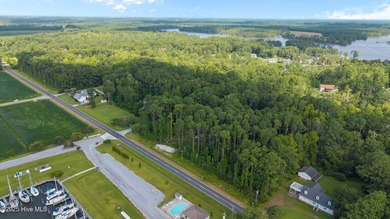 Enjoy stunning water and marina views from this beautiful 0 - photo 18