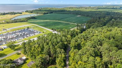 Enjoy stunning water and marina views from this beautiful 0 - photo 20