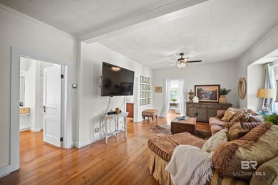 Live the Fairhope lifestyle in this adorable Bluff cottage at - photo 8