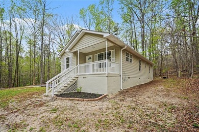 Lake Hartwell Home Sale Pending in Westminster South Carolina