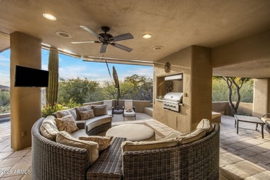 Timeless desert architecture meets refined modern livingpletely - photo 5