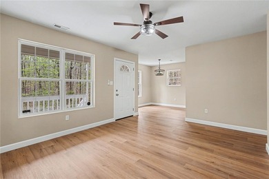 Completely renovated and move-in ready, this 3-bedroom, 2-bath - photo 6