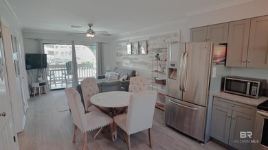 Beautiful 2 bedroom 2 full bathrooms, FULLY FURNISHED, TURNKEY - photo 8