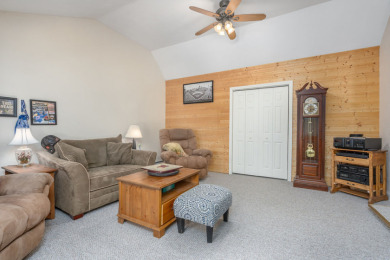 Beautiful Home On Fairway #3 - photo 19