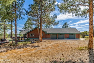 Fantastic 3 bed, 2.5 bath true log cabin on 1.1 acres in - photo 4