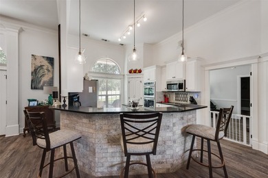 Beautifully Upgraded Lake View Home with Private Mother-In-Law - photo 14