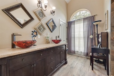 Beautifully Upgraded Lake View Home with Private Mother-In-Law - photo 20
