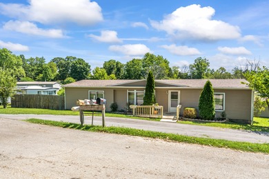 Table Rock Lake Home Sale Pending in Branson Missouri