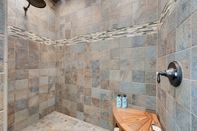 Beautifully Upgraded Lake View Home with Private Mother-In-Law - photo 21