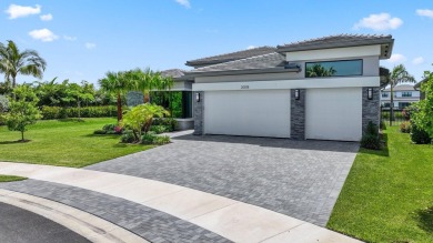 Lake Home For Sale in Boca Raton, Florida