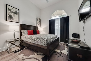 Beautifully Upgraded Lake View Home with Private Mother-In-Law - photo 23