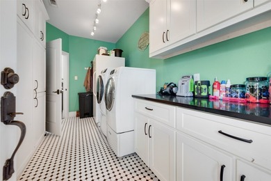 Beautifully Upgraded Lake View Home with Private Mother-In-Law - photo 25