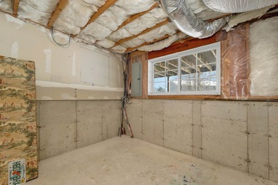 An inviting end unit townhouse-style condominium, minutes to - photo 26