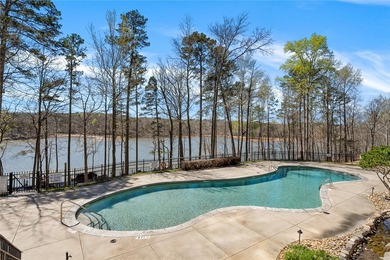 Lake Hartwell views. A private boat slip. And a setting that - photo 29